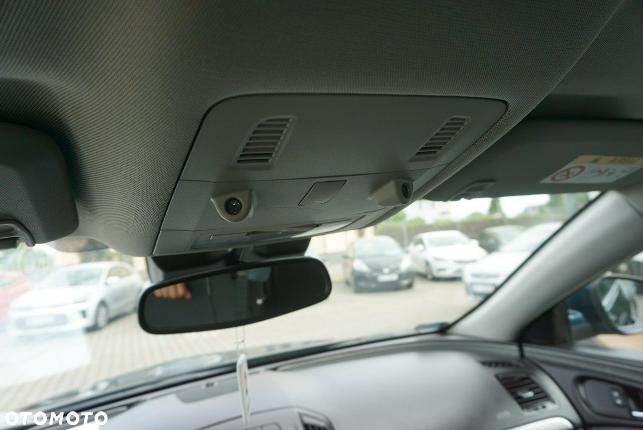 Opel Insignia - 20