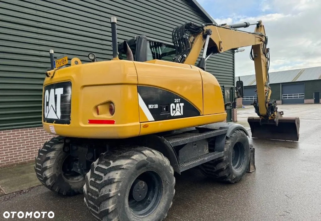 Caterpillar M313D - 6
