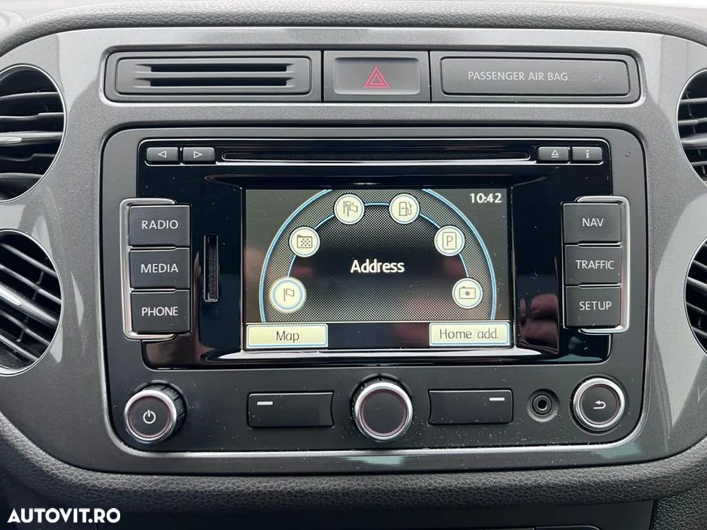 Volkswagen Tiguan 2.0 TDI 4Motion DSG Sport & Style - 10