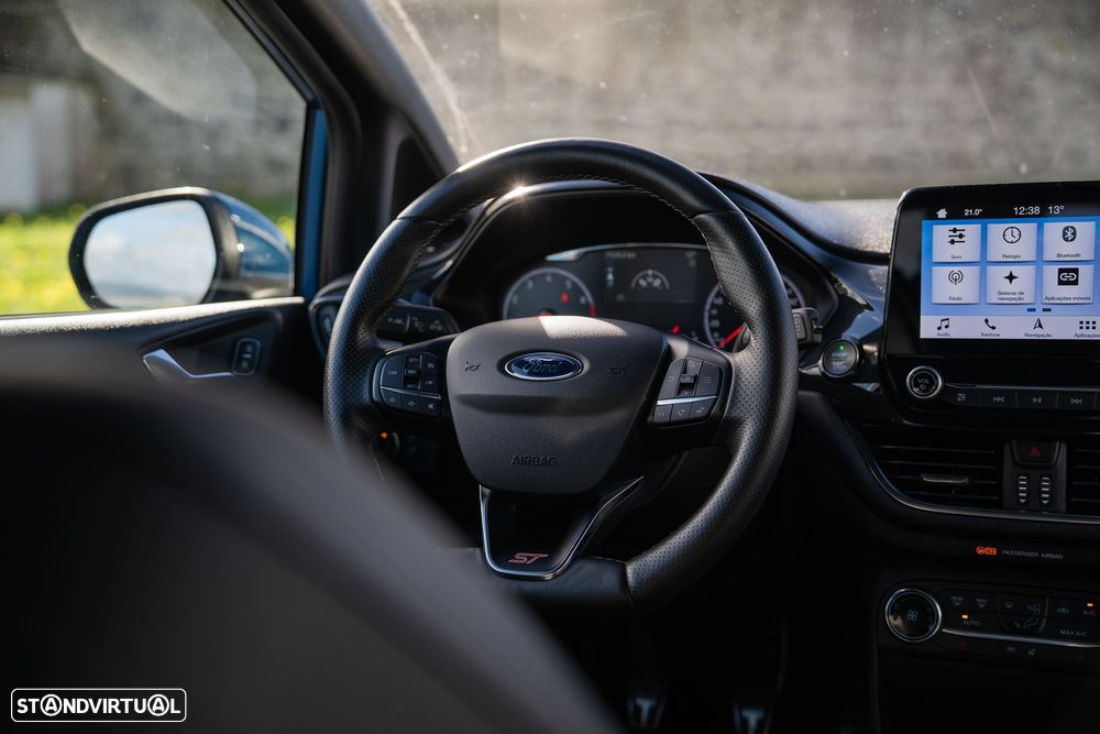 Ford Fiesta 1.5 EcoBoost S&S ST X - 22
