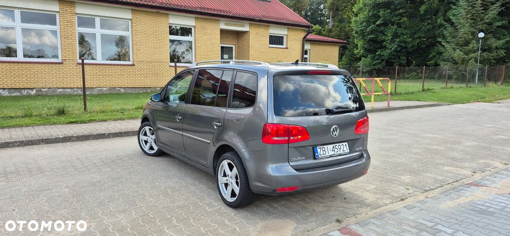 Volkswagen Touran 2.0 TDI DPF Highline Perfectline DSG - 6