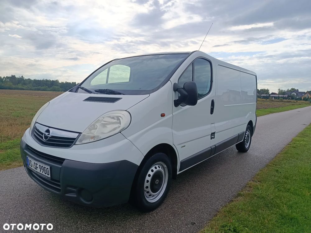 Opel Vivaro - 2