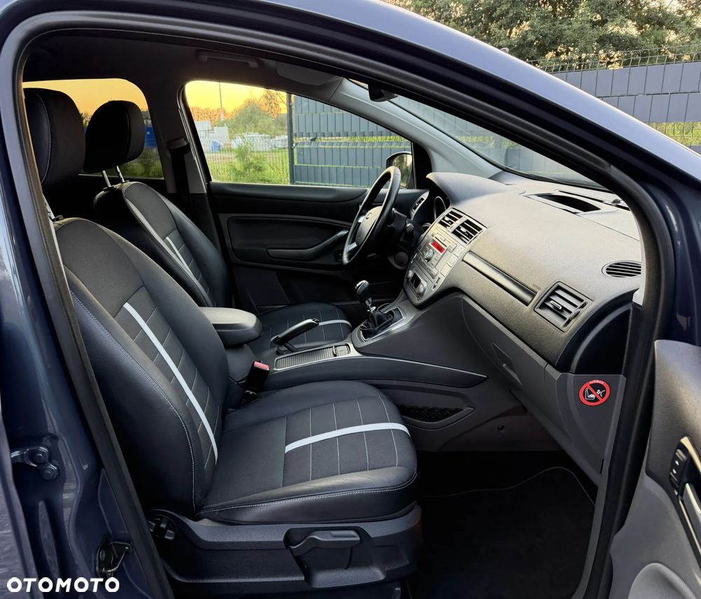 Ford Kuga 2.0 TDCi 4x4 Titanium - 7