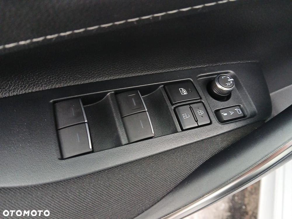 Toyota Corolla 2.0 Hybrid Comfort - 21