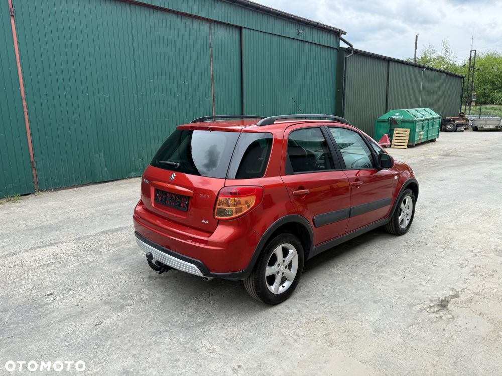 Suzuki SX4 1.6 VVT 4x4 Club - 3