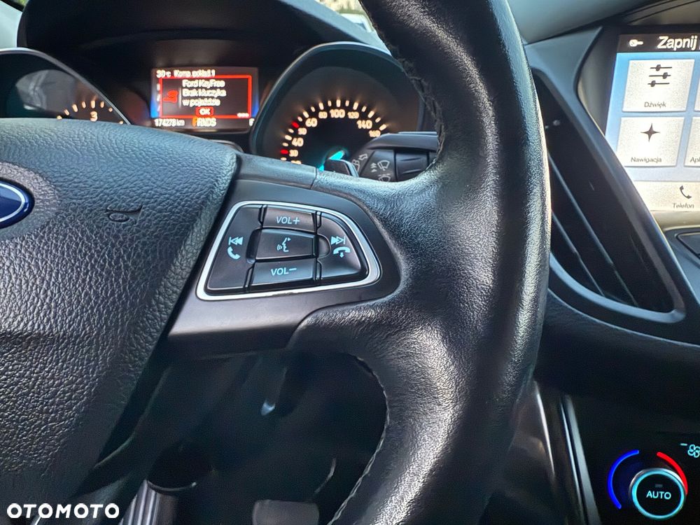 Ford Kuga - 25