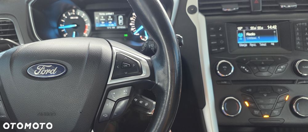 Ford Mondeo - 16