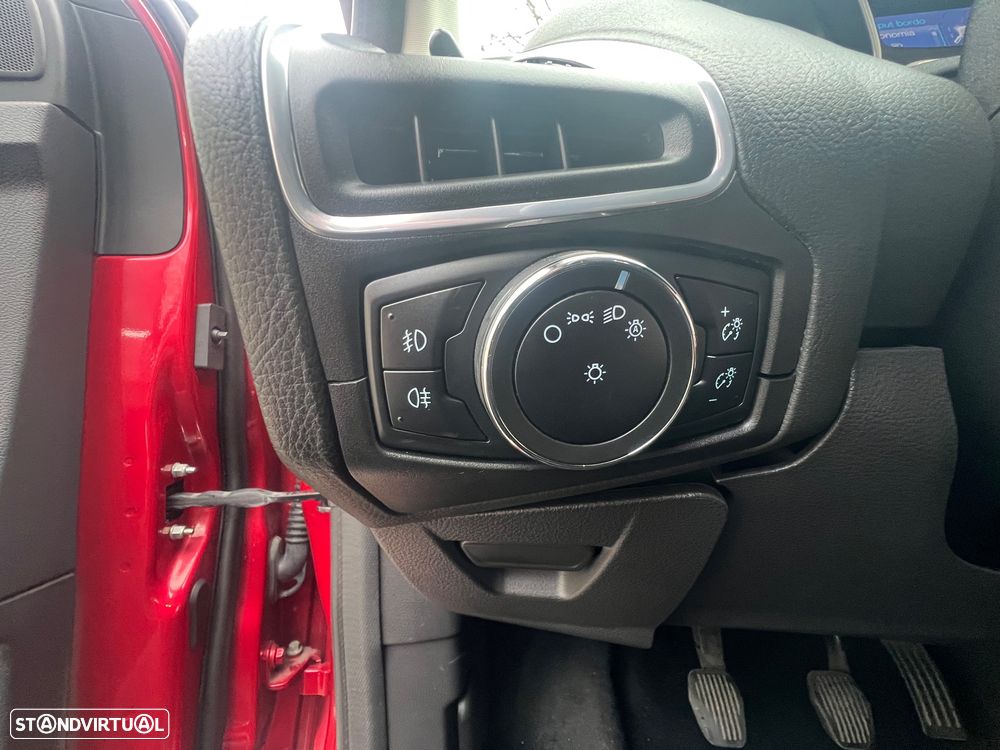 Ford Focus 1.0 SCTi Titanium Best - 20