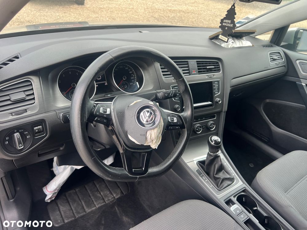 Volkswagen Golf 1.2 TSI BlueMotion Technology Comfortline - 16