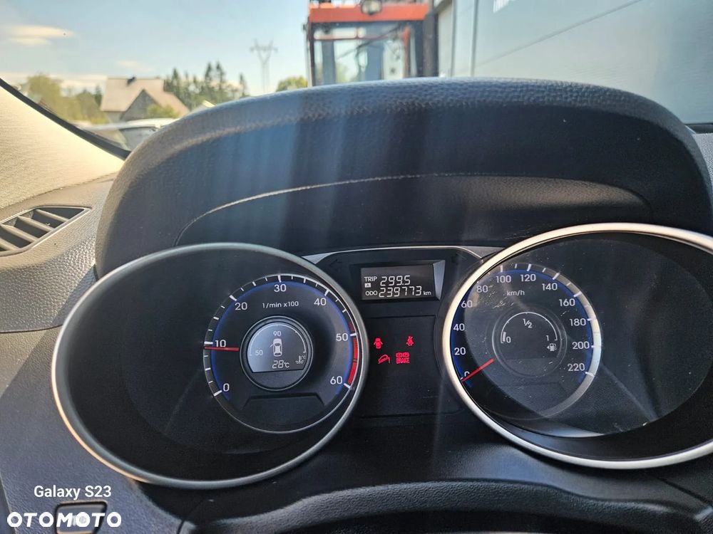 Hyundai ix35 1.7 CRDi 2WD blue Trend - 8