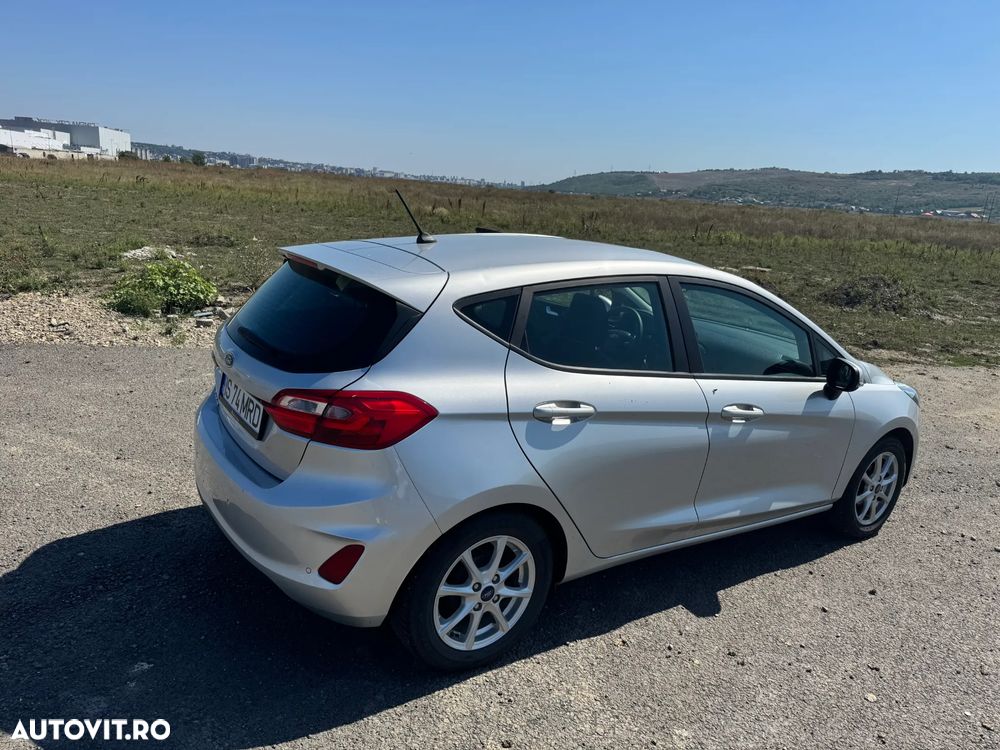 Ford Fiesta 1.1 Titanium - 10
