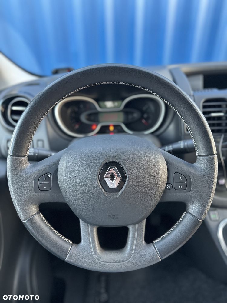 Renault Trafic - 13