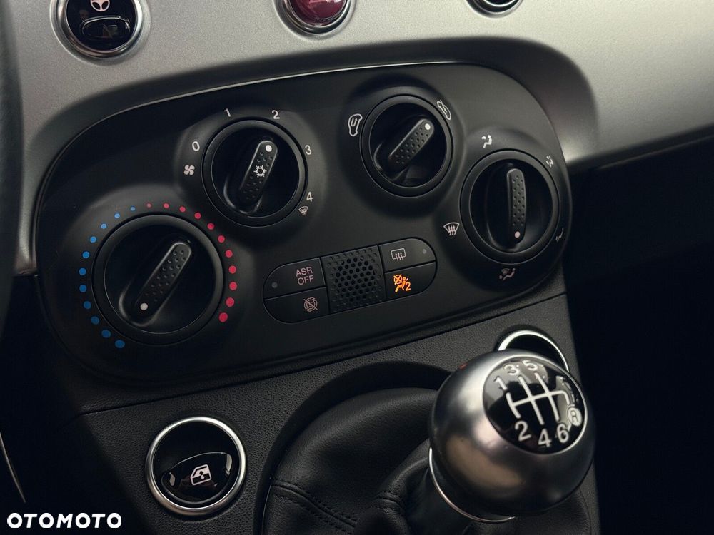 Fiat 500 1.0 Hybrid Connect - 24