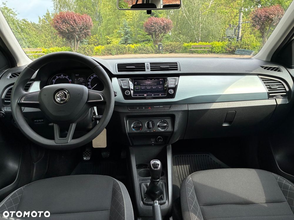 Skoda Fabia 1.0 Ambition - 11