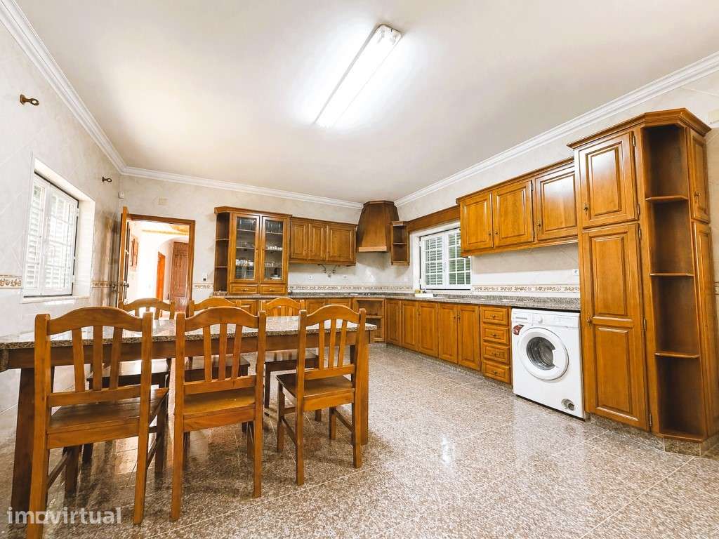 Moradia T3 Térrea com Vista Serra, Terreno de 6.320m² e Excelente L... - Grande imagem: 3/35