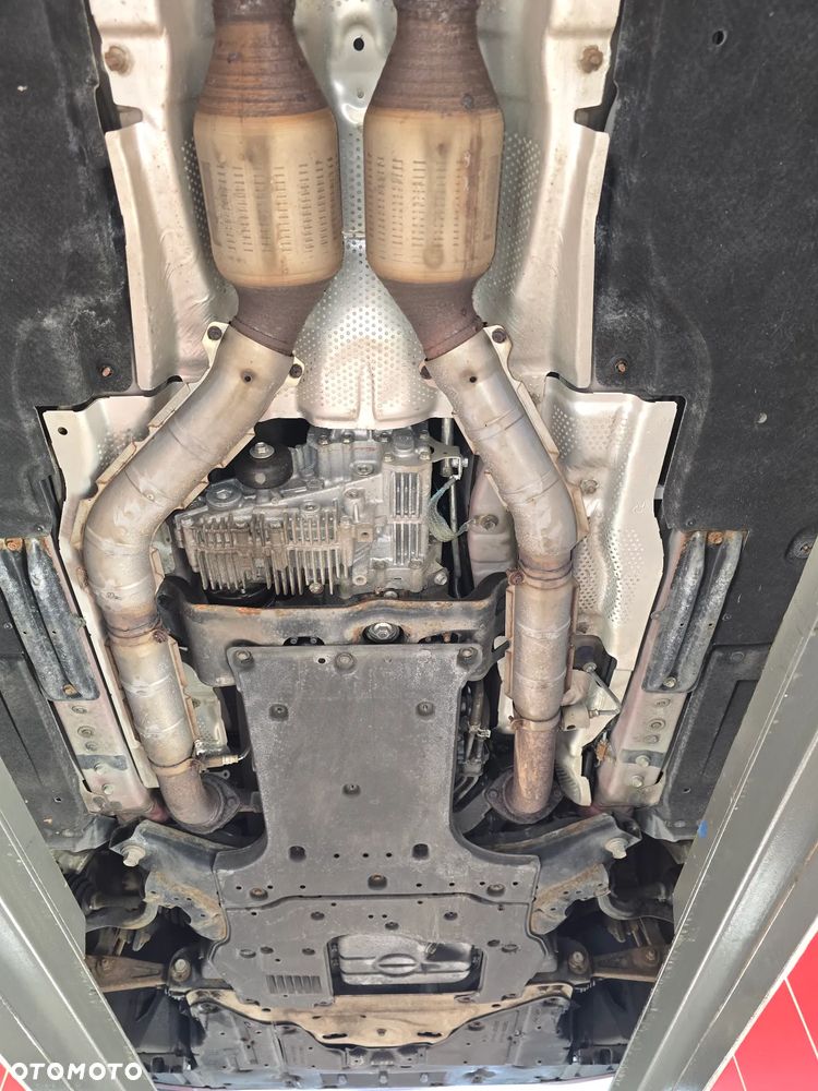 Lexus LS 600h Luxury Line - 40