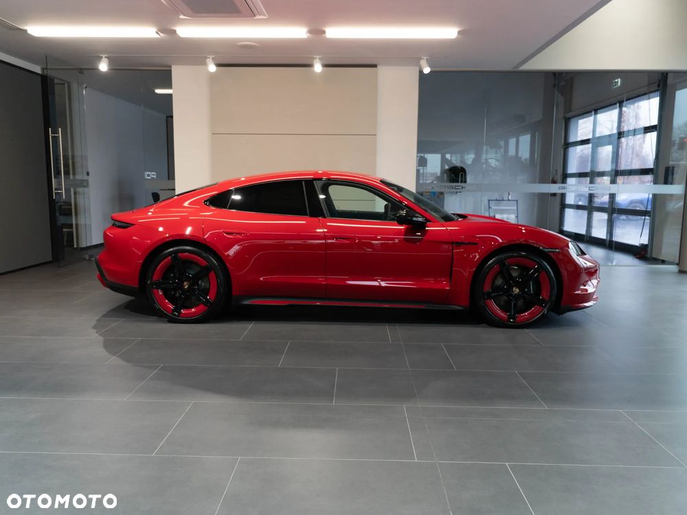 Porsche Taycan 105kWh 4 Black Edition - 7