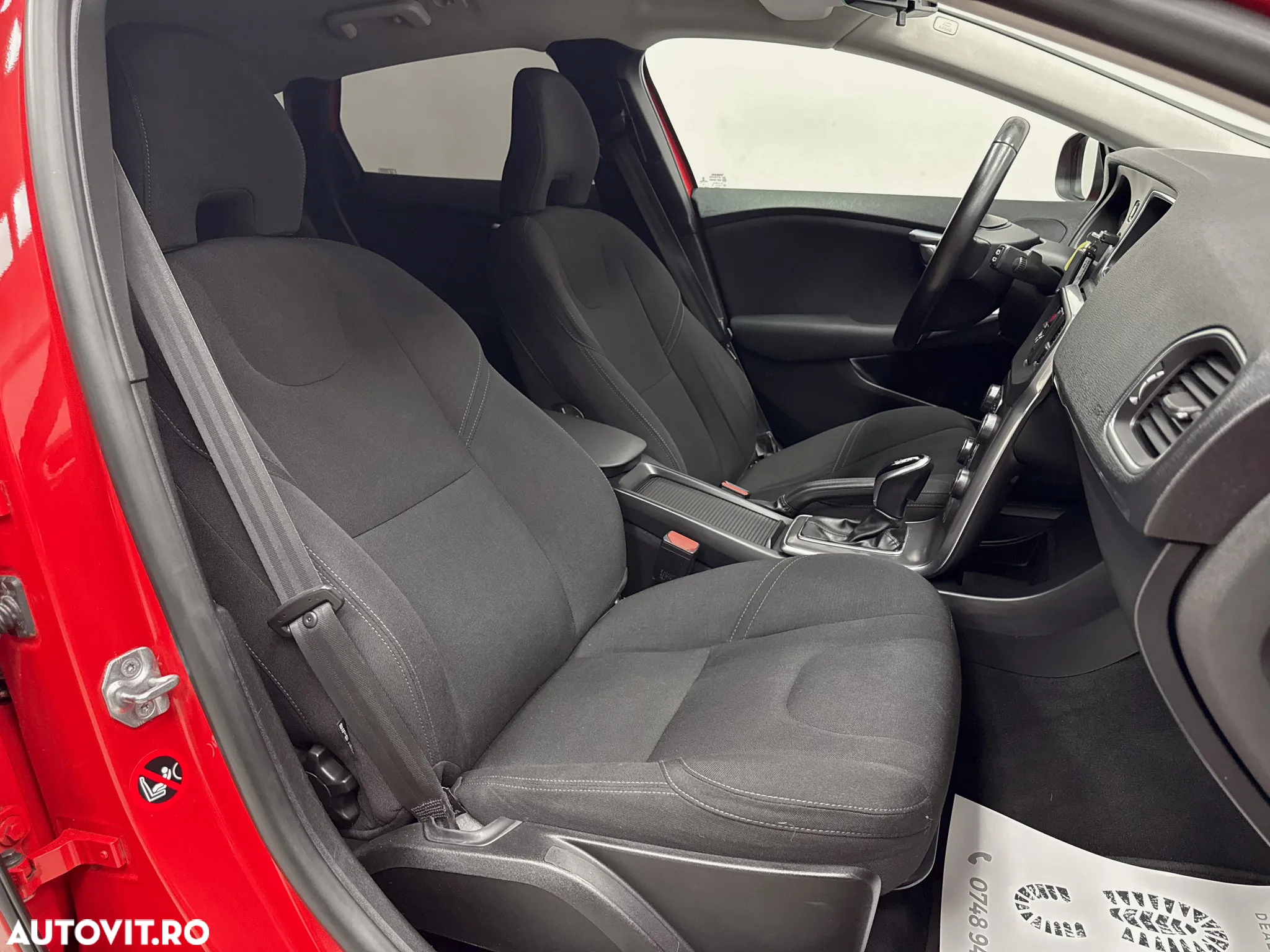 Volvo V40 D2 Geartronic Linje You! - 11