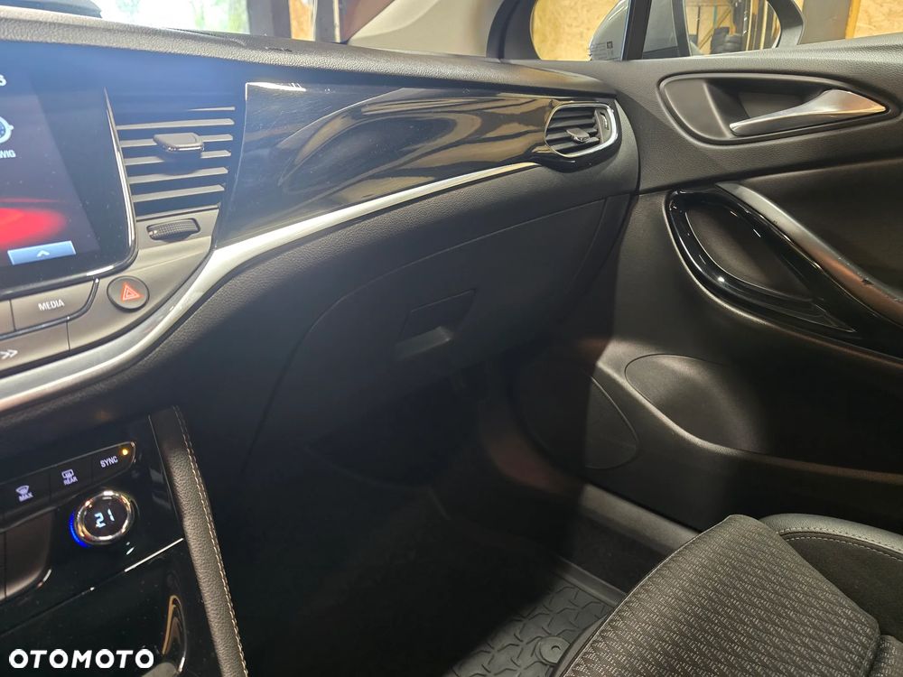 Opel Astra V 1.6 CDTI Dynamic S&S - 31