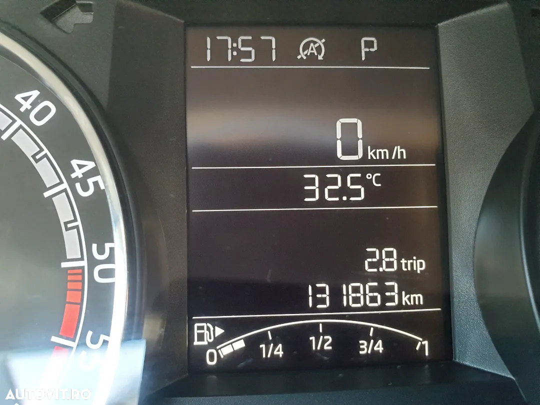 Skoda RAPID 1.4 TDI Ambition DSG - 29