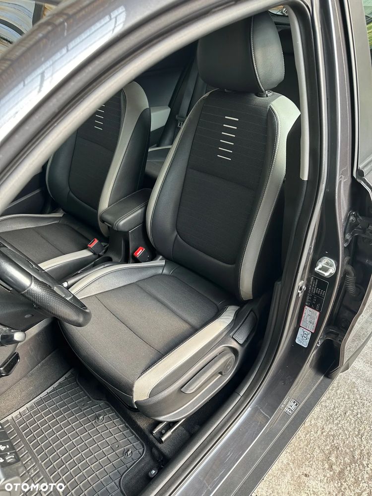 Kia Stonic 1.0 T-GDI L - 10