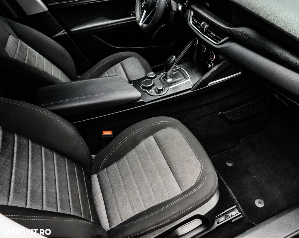 Alfa Romeo Stelvio 2.2 JTDM AWD Super - 12