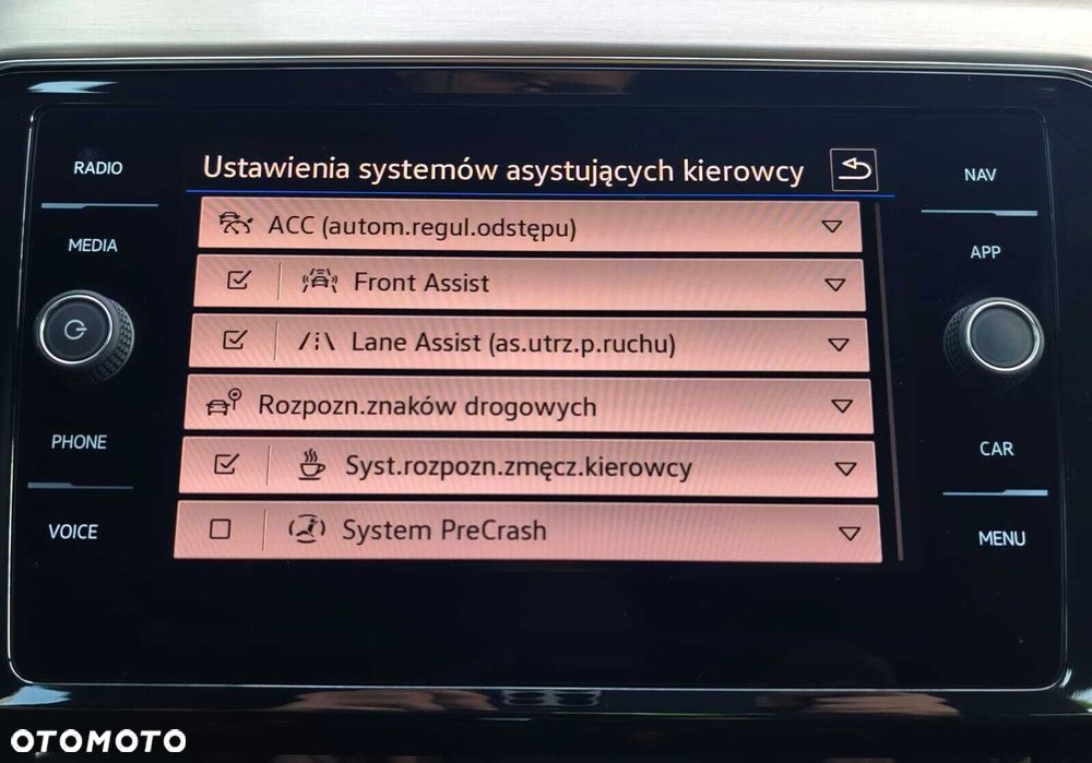 Volkswagen Passat 1.5 TSI EVO Elegance DSG - 34
