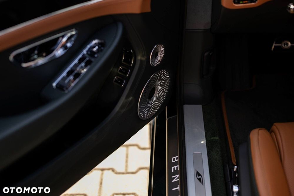 Bentley Continental GT - 22