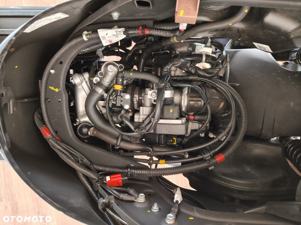 Piaggio Vespa - 15