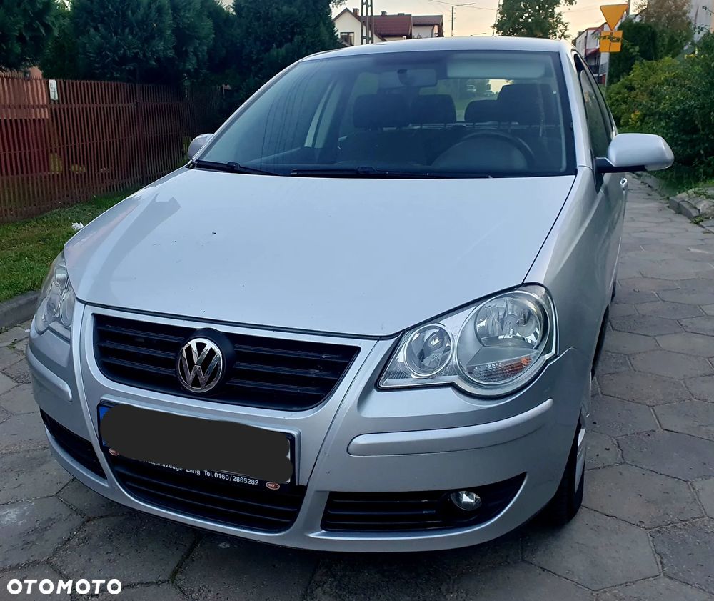 Volkswagen Polo 1.4 16V Comfortline - 9