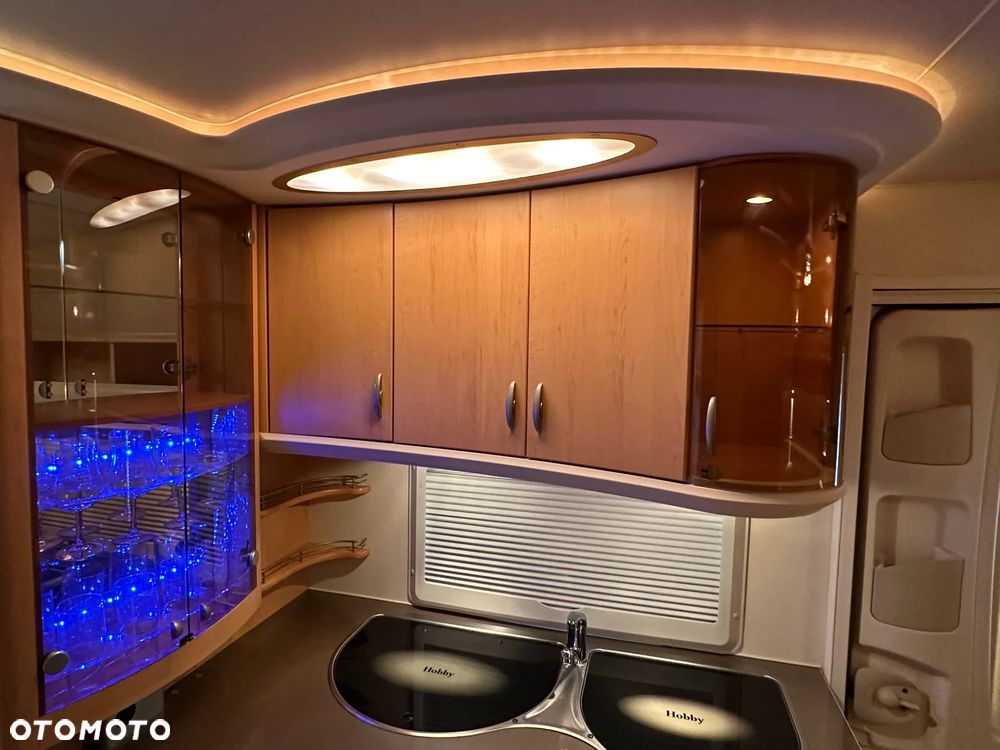 Hobby 495 UL z przedsionkiem i napędem. DMC 1500 kg !!! RATY. - 19