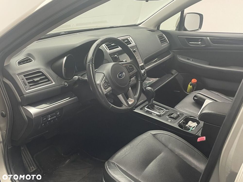 Subaru Outback 2.5i Exclusive - 16