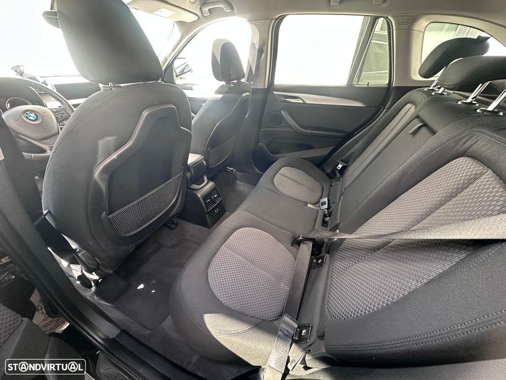 BMW X1 16 d sDrive Auto - 9