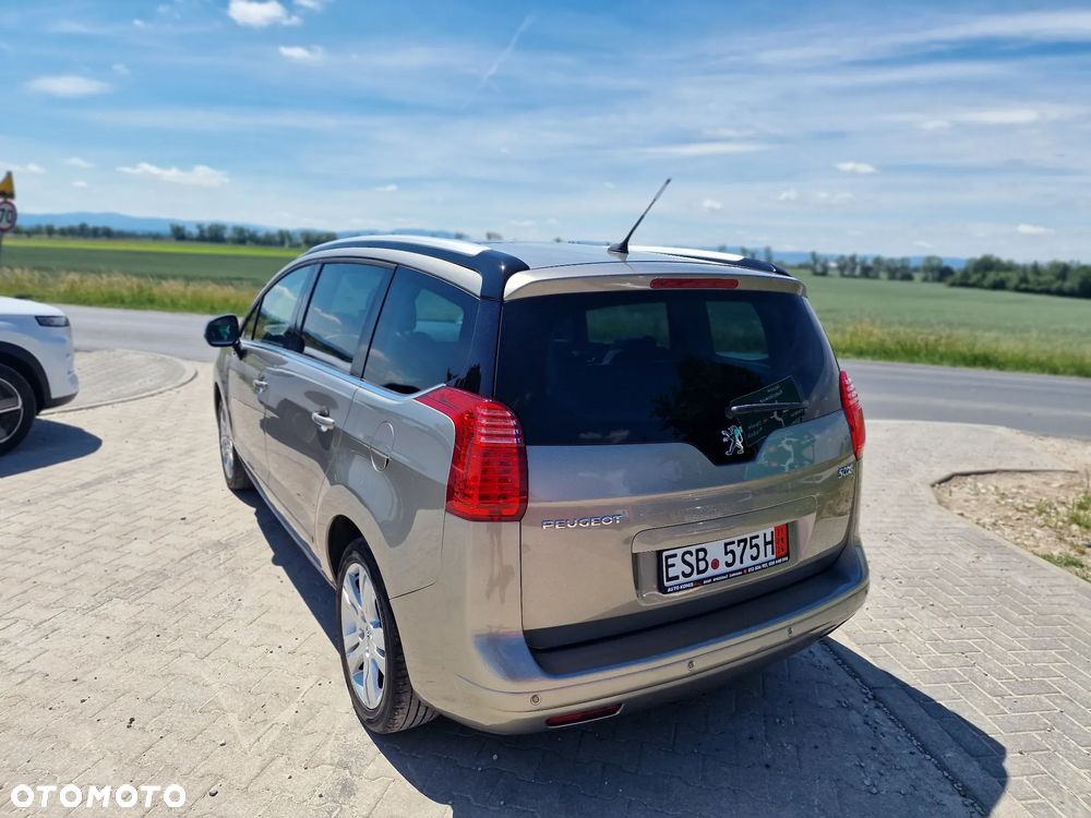 Peugeot 5008 1.6 HDi Premium - 14