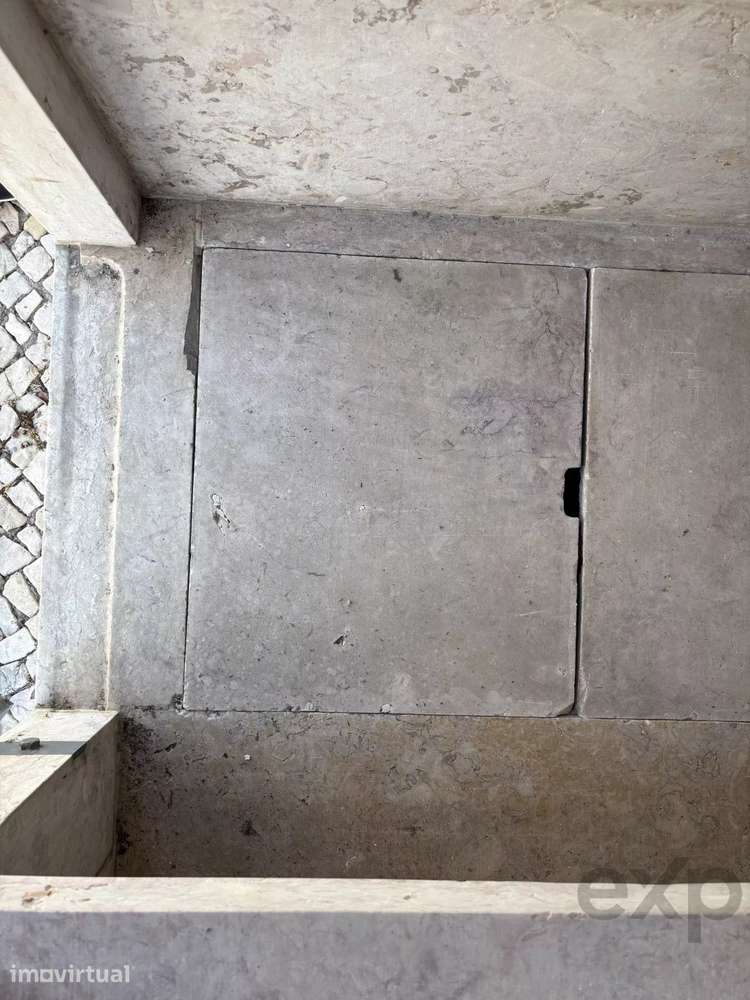 Jazigo à Venda - "Cemitério dos Prazeres - Lisboa - Grande imagem: 5/5