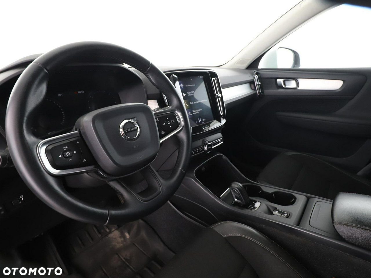 Volvo XC 40 D3 AWD Momentum - 14