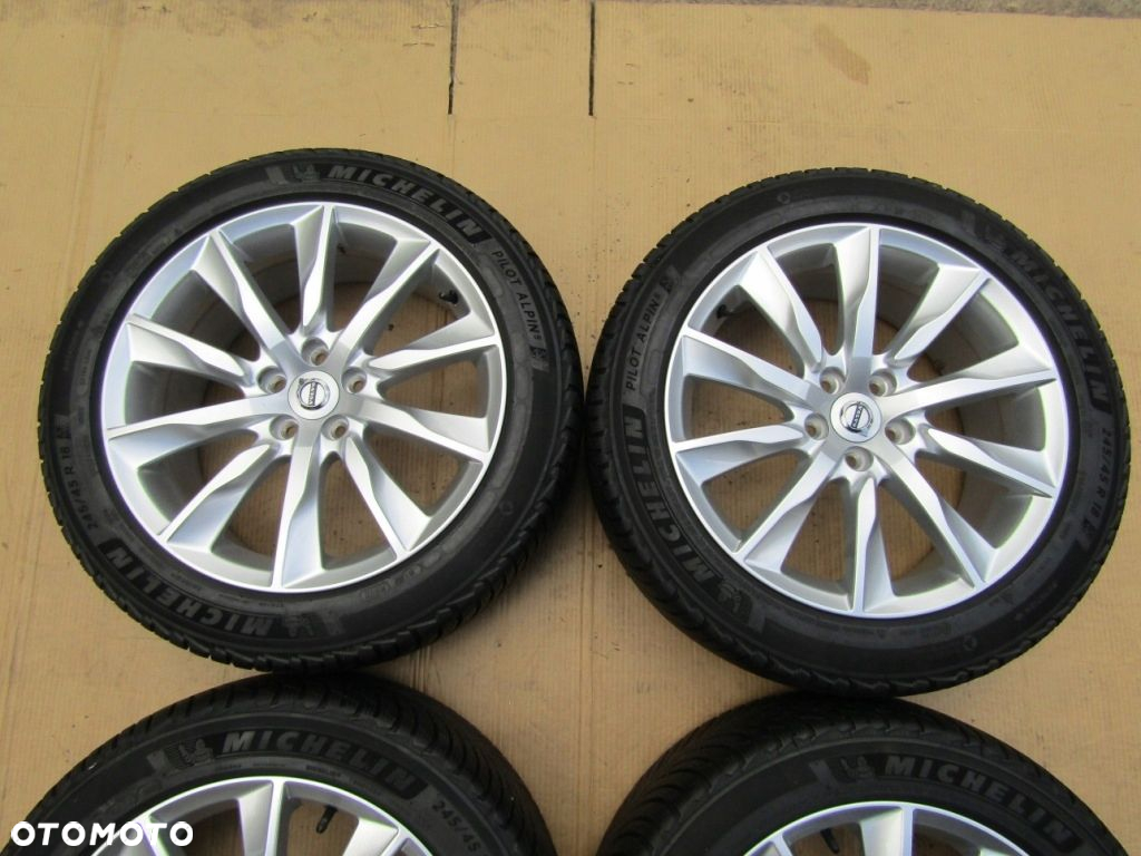 4x Felgi Koła 18 Volvo S40 V60 S90 V90 C30 S60 XC40 XC60  Opony 245/45 18 - 3