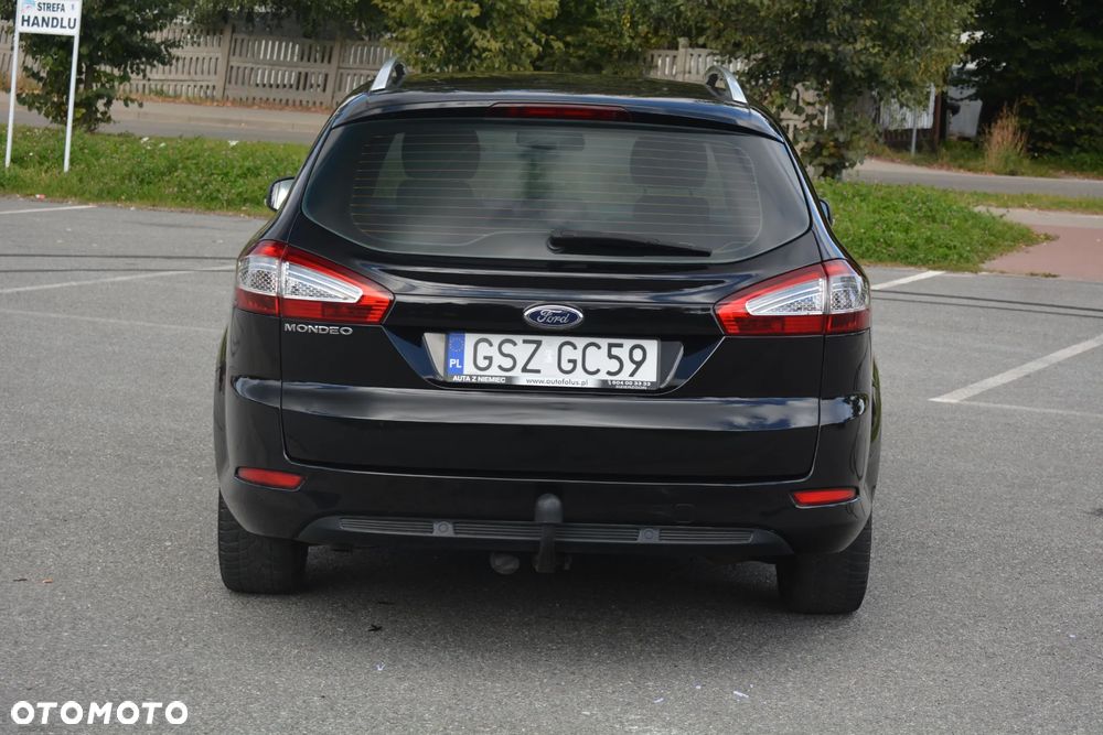 Ford Mondeo - 10