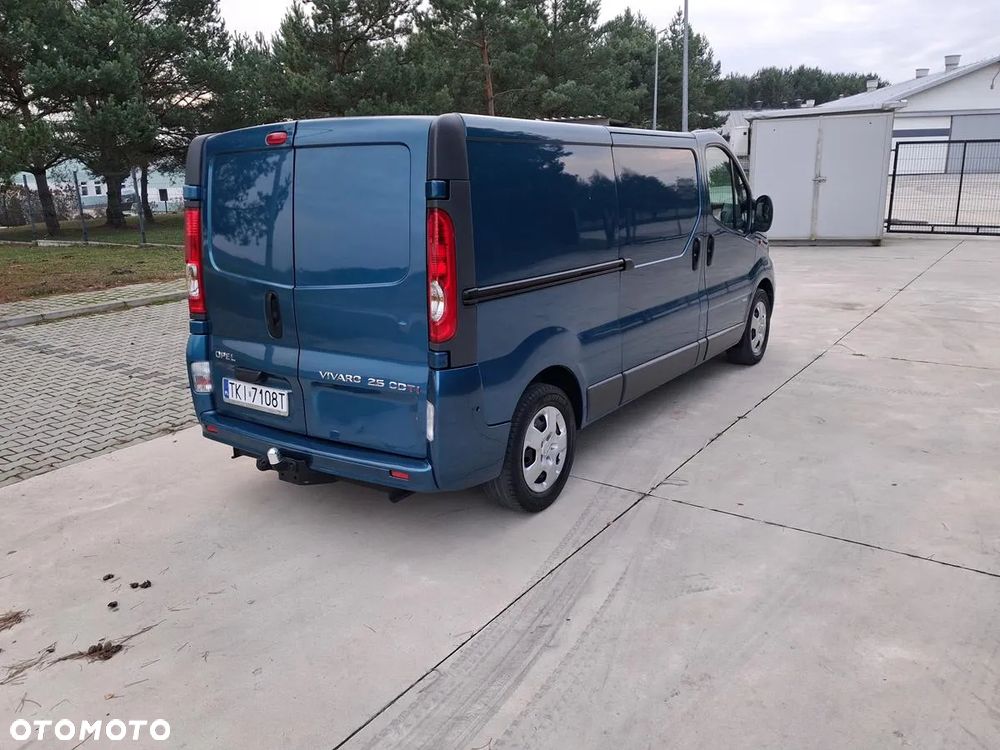 Opel Vivaro - 7