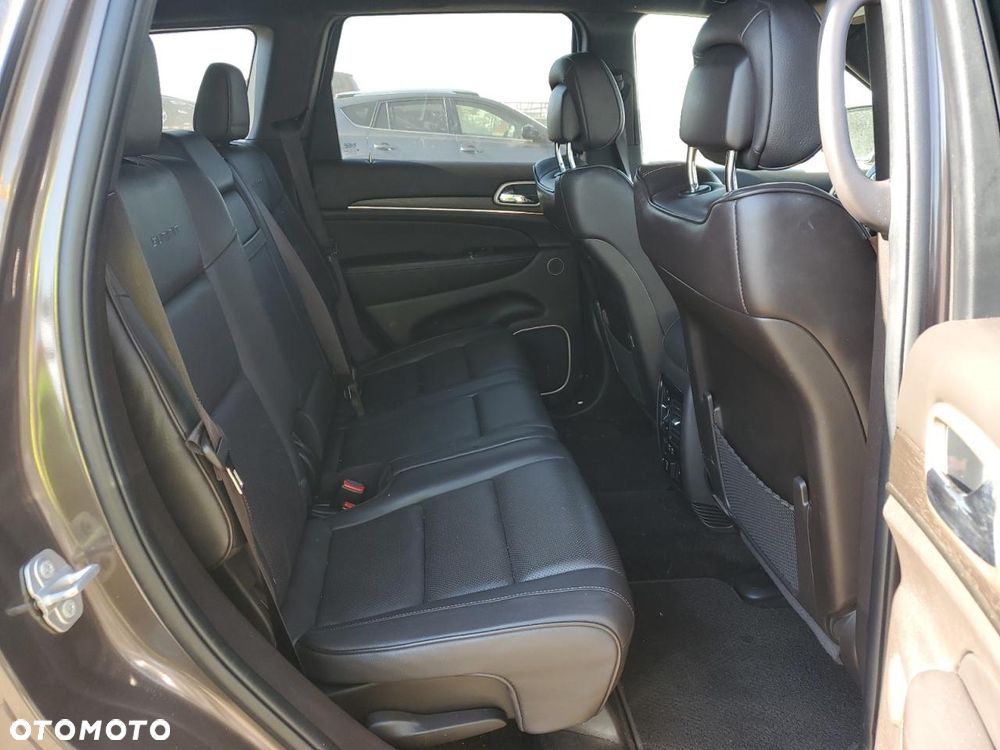 Jeep Grand Cherokee - 10