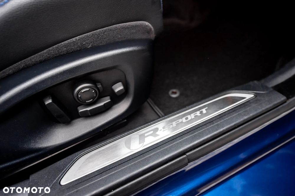 Jaguar XE 20d R-Sport Ingenium Edition - 22