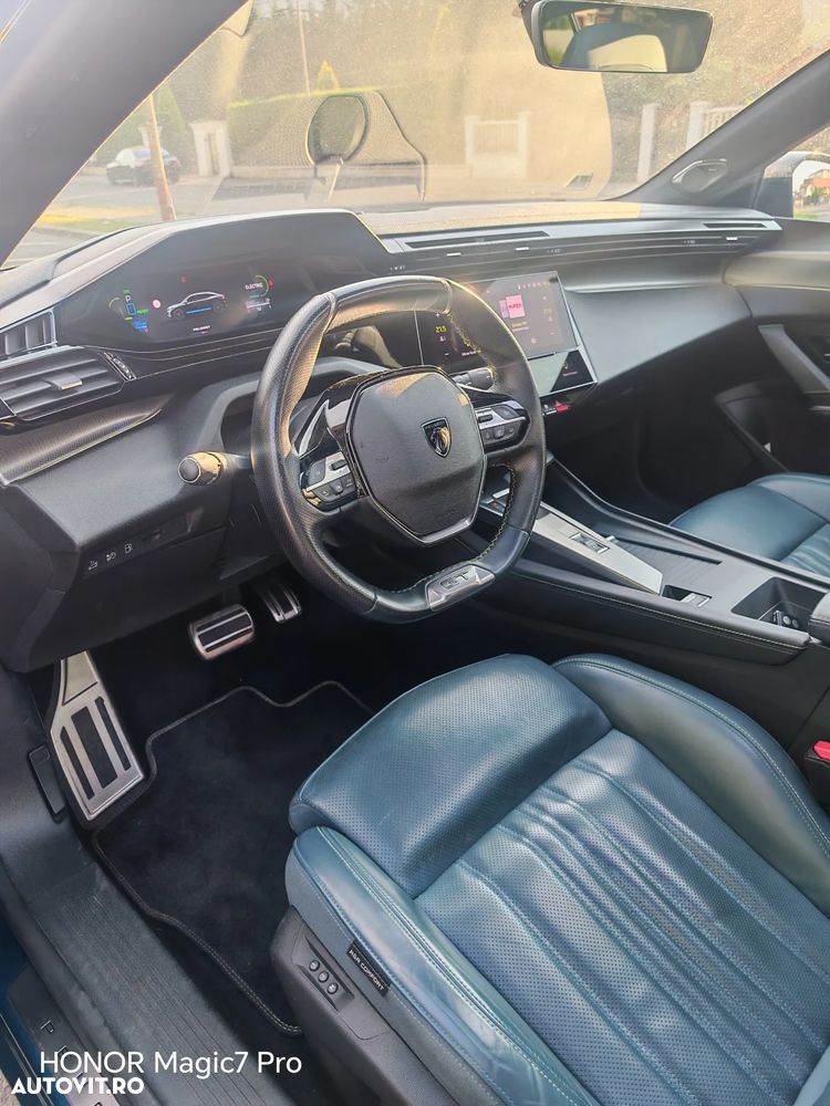 Peugeot 408 1.6L 225 PHEV GT - 9