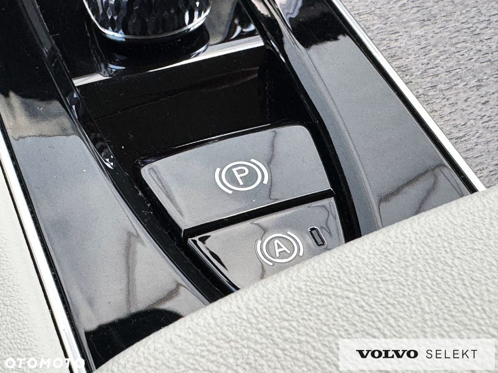 Volvo XC 90 - 27
