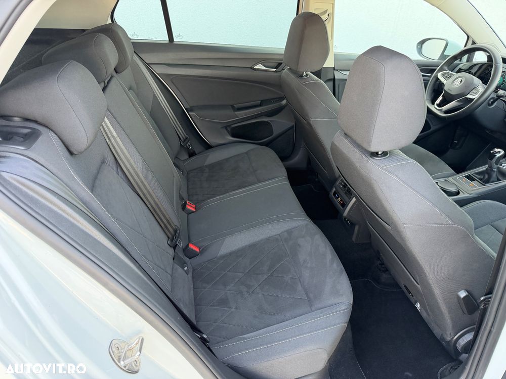 Volkswagen Golf 1.5 TSI ACT Style - 14