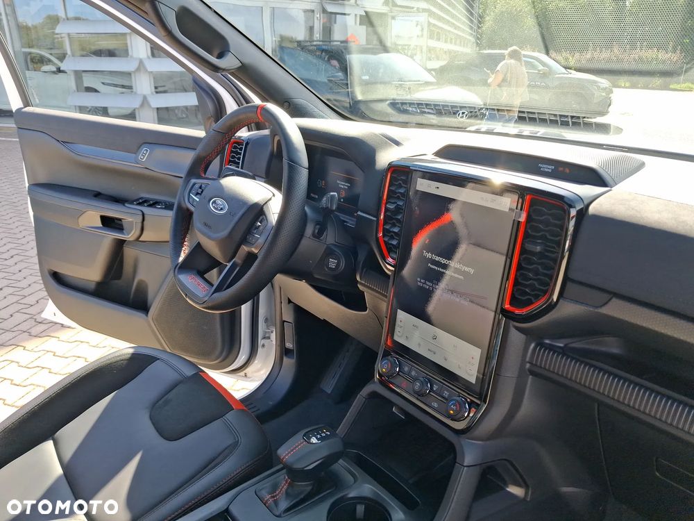 Ford RAPTOR - 19