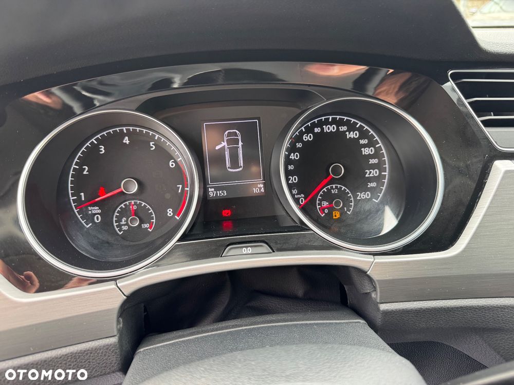 Volkswagen Touran 1.5 TSI ACT OPF Trendline - 33