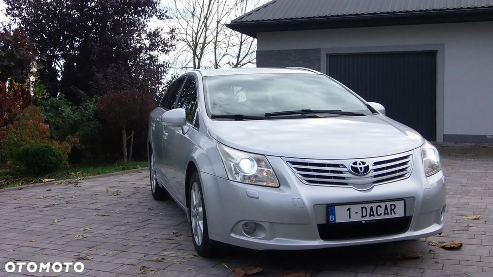 Toyota Avensis - 5