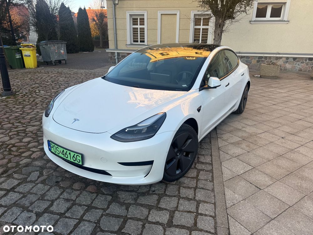 Tesla Model 3 Standard Range Plus - 16