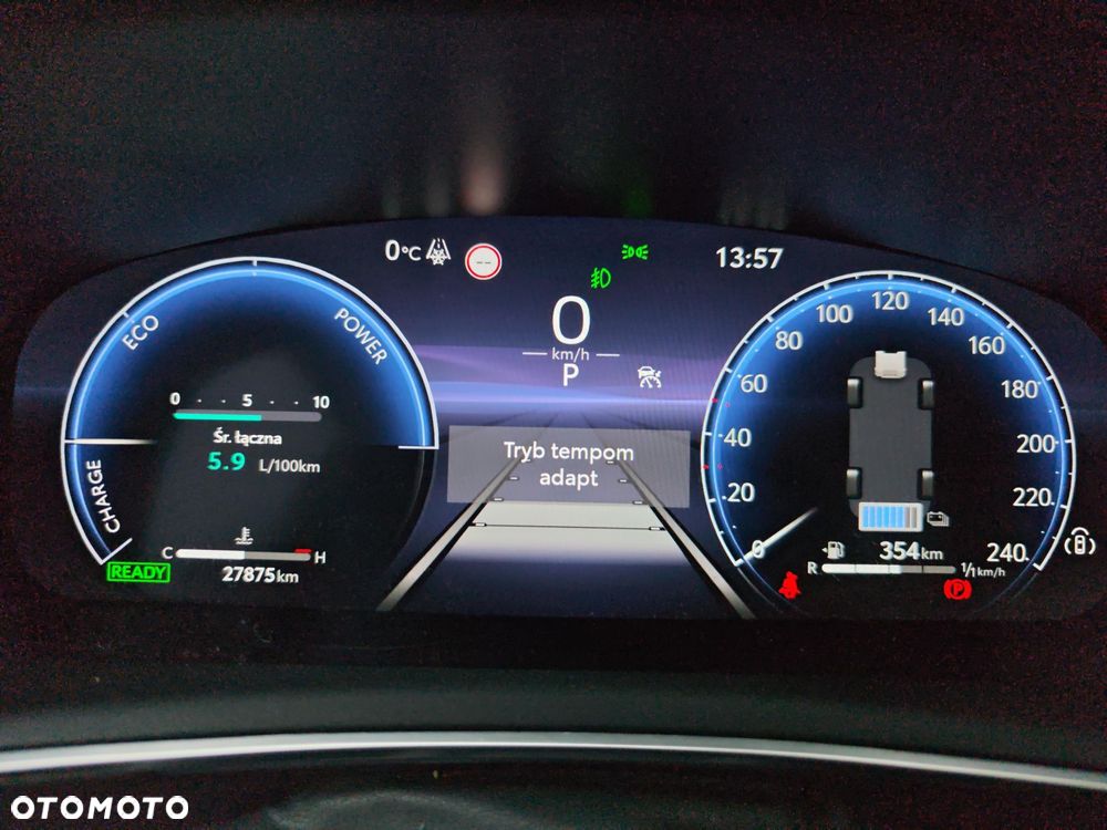 Toyota Corolla 1.8 Hybrid Style - 17