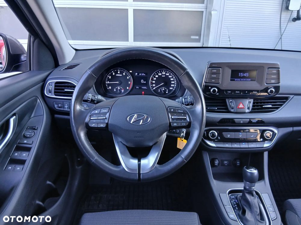 Hyundai i30 1.0 T-GDI GPF Classic + - 6